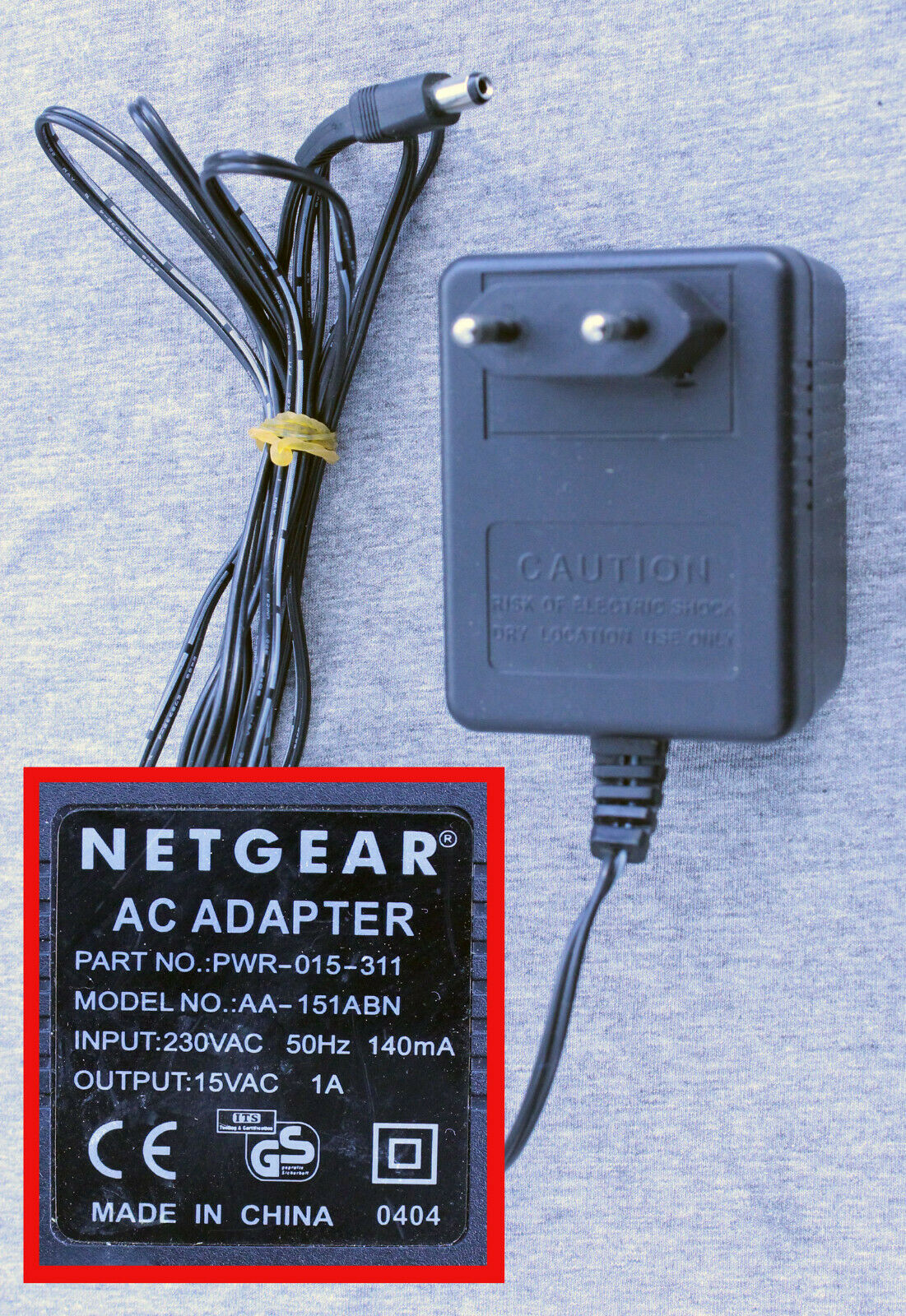 NETGEAR PWR-015-311 AA-151ABN AC ADAPTER 15Vac 1A power supply